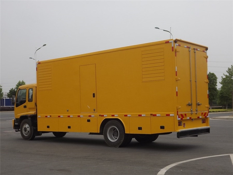 曾都租赁发电机-柴油发电机组机房烟管的布置与安装