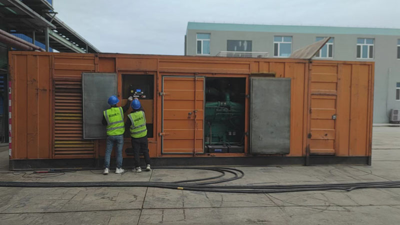 曾都如何检查柴油发电机组的机油油位？